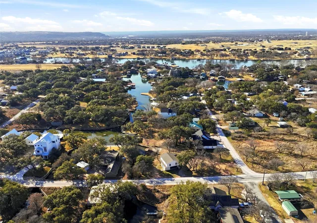 Homes for sale in Kingsland, TX | 610 Williams Lakeshore, Kingsland, TX 78639 | MLS# 9383012