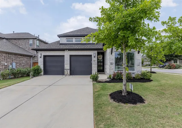 Photo 2 of Single family home for sale at 100 Green Knoll Ln, Georgetown, TX 78628 | MLS# 2116578 | Listing updated on 2026-10-10