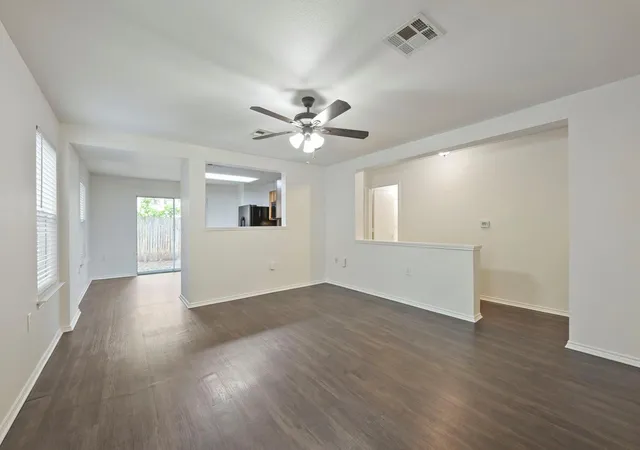Photo 4 of Single family home for sale at 6733 Doyal Dr, Austin, TX 78747 | MLS# 1374158 | Listing updated on 2026-10-29