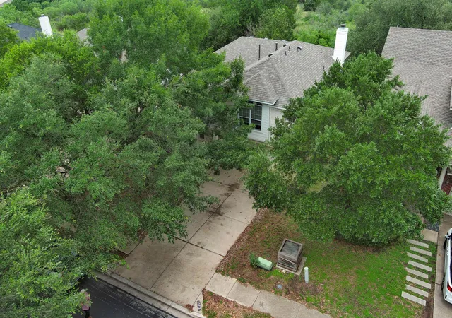 Photo 3 of Single family home for sale at 10712 Finsbury Dr, Austin, TX 78748 | MLS# 6133218 | Listing updated on 2026-07-07