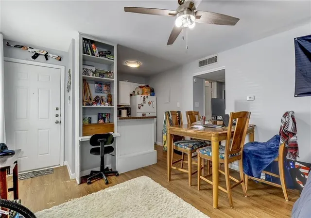 2nd image of 1000 W 26th St #109, Austin, TX 78705 | MLS# 7945293
