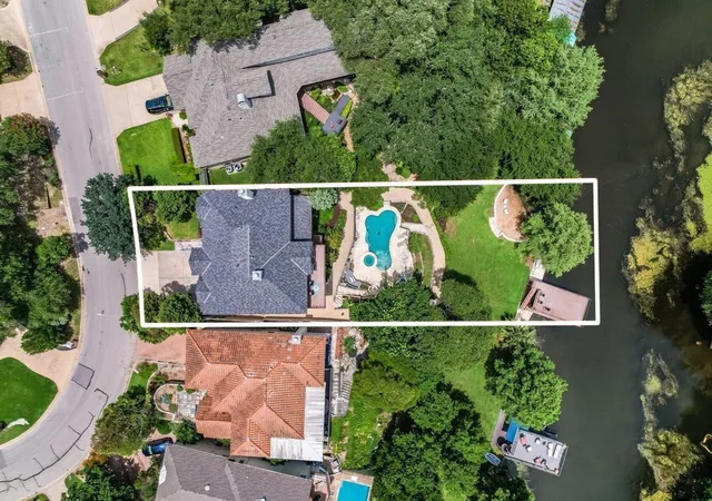 Photo 3 of Single family home for sale at 5307 Tortuga Trl, Austin, TX 78731 | MLS# 7577932 | Listing updated on 2026-10-02