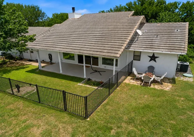 Homes for sale in Horseshoe Bay, TX | 210 Teeoff #B, Horseshoe Bay, TX 78657 | MLS# 7379874