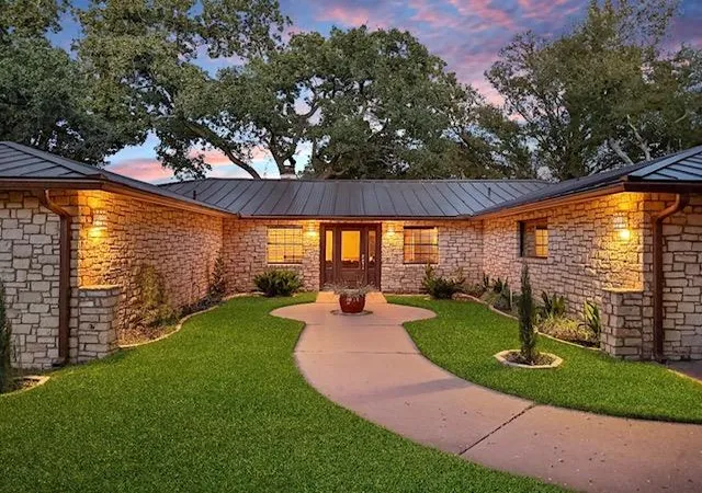 1st image of 413 Silver Spur, Horseshoe Bay, TX 78657 | MLS# 9356194
