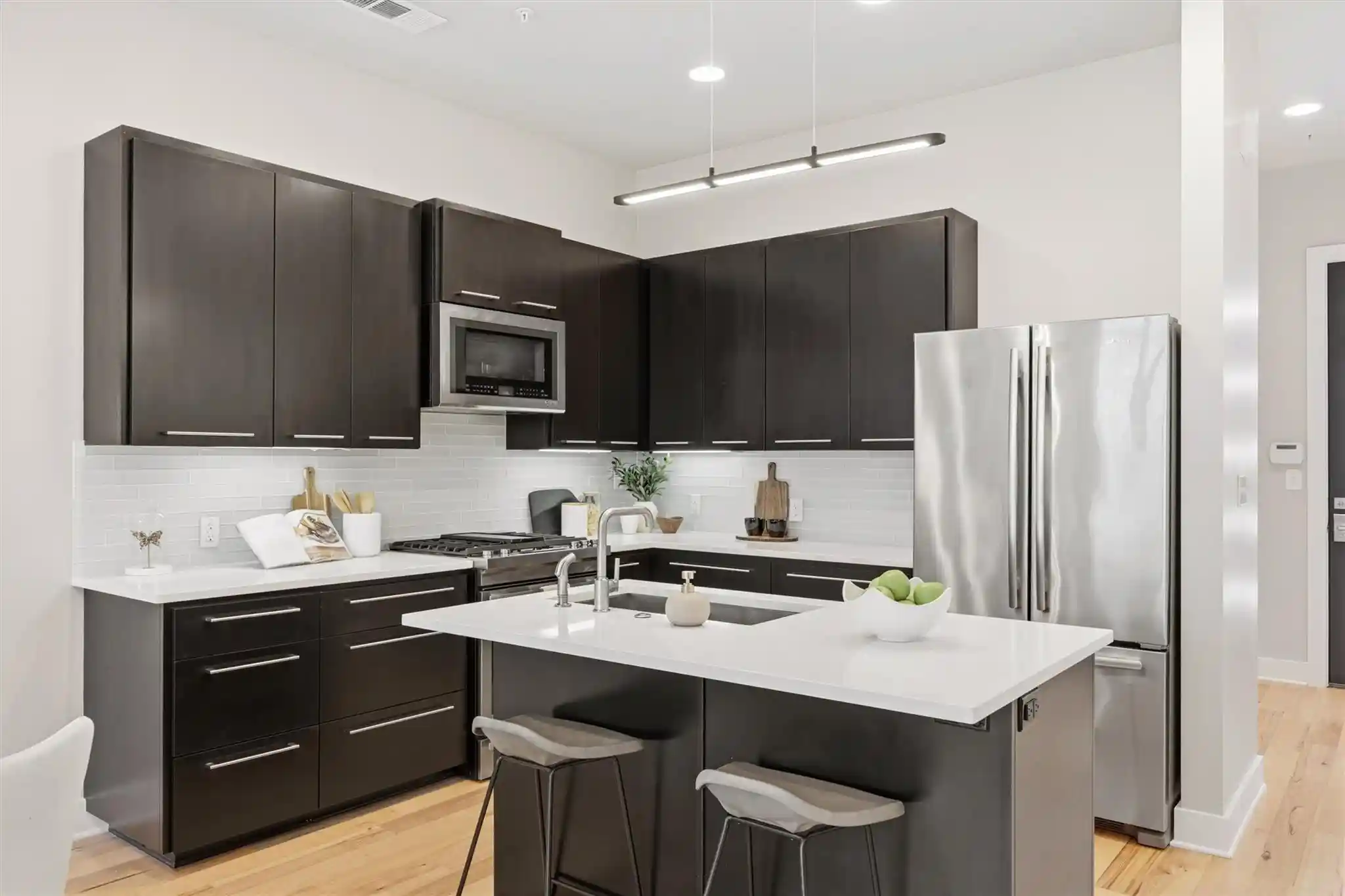 Listing Photo 2 - Condo for sale in 2314 Enfield Rd located at 2314 Enfield Rd, Austin, TX 78703 - Unit #203