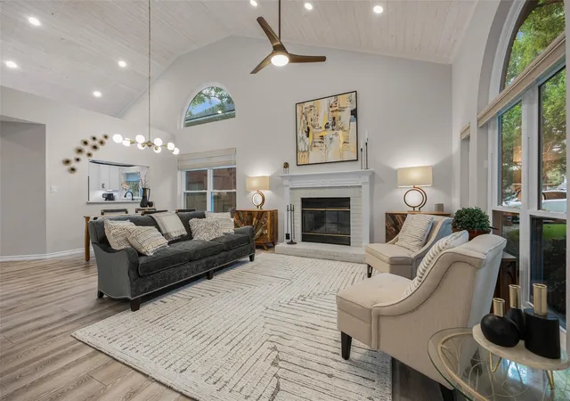 4th image of 1211 Cardinal Ln, Round Rock, TX 78681 | MLS# 6885335