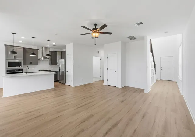 Photo 3 of Single family home for sale at 109 Singing Dove Way, Liberty Hill, TX 78642 | MLS# 1320106 | Listing updated on 2026-09-08