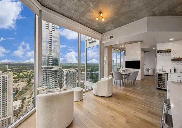 4th image of 360 Nueces St #3702, Austin, TX 78701 | MLS# 9638262