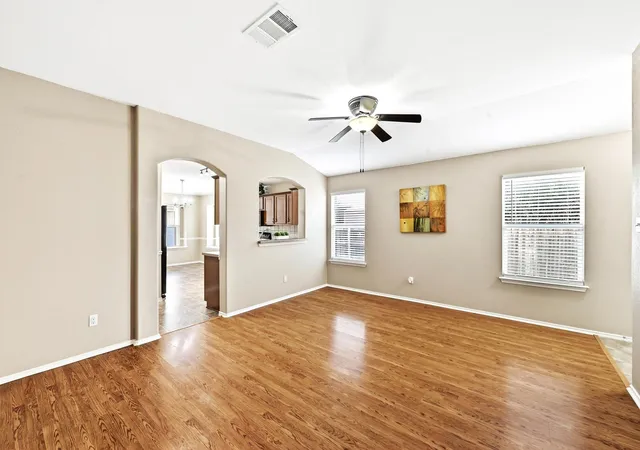 2nd image of 903 Gentry Dr, Leander, TX 78641 | MLS# 3303025