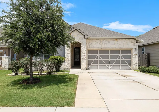 Homes for sale in Manor, TX | 14004 Lyndon B Johnson St, Manor, TX 78653 | MLS# 1871273