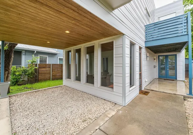 Photo 2 of Single family home for sale at 604 W Live Oak St, Austin, TX 78704 | MLS# 4230407 | Listing updated on 2026-10-01