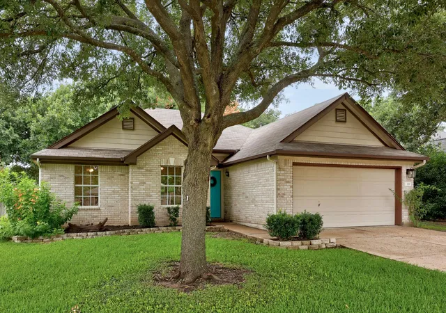 Photo 1 of Sale Pending at 119 Stephen Ln, Georgetown, TX 78626 | MLS# 3648614 | Listing updated on 2026-09-04