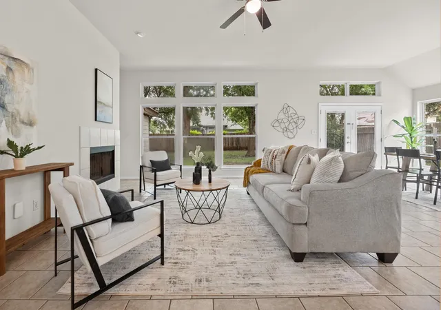 Photo 2 of Sale Pending at 119 Stephen Ln, Georgetown, TX 78626 | MLS# 3648614 | Listing updated on 2026-09-04