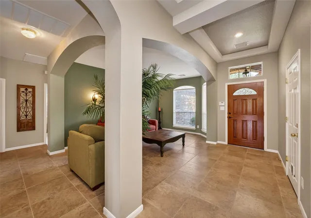 Photo 3 of Sale Pending at 2913 Clinton Pl, Round Rock, TX 78665 | MLS# 2584992 | Listing updated on 2026-09-04