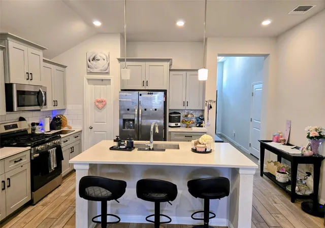 Photo 3 of Single family home for sale at 154 Arena Dr, Liberty Hill, TX 78642 | MLS# 3746699 | Listing updated on 2026-08-03