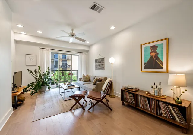 1st image of 908 Nueces St #37, Austin, TX 78701 | MLS# 7099563