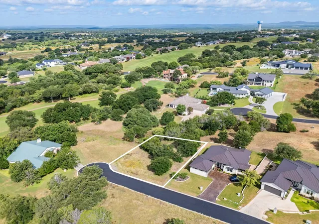 Homes for sale in Horseshoe Bay, TX | 408 Emerald Wy, Horseshoe Bay, TX 78657 | MLS# 2135031