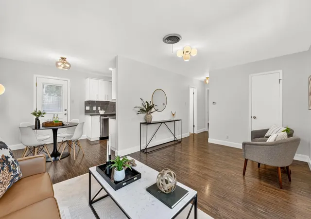 4th image of 7711 Watson St, Austin, TX 78757