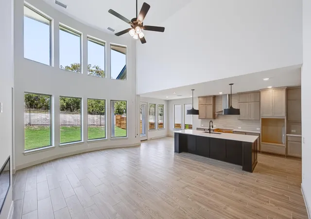 5th image of 8020 Sarcelle Dr, Austin, TX 78738 | MLS# 3286024