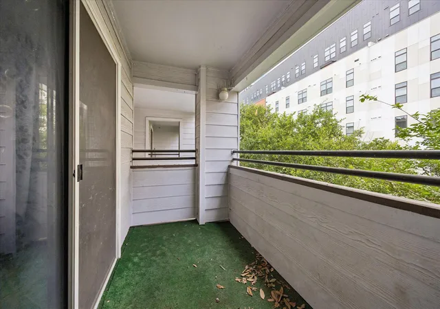 4th image of 501 W 26Th St #306, Austin, TX 78705 | MLS# 2249438
