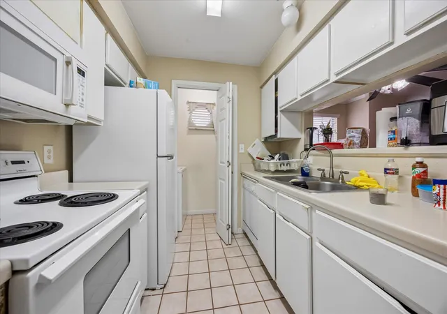 5th image of 501 W 26Th St #306, Austin, TX 78705 | MLS# 2249438