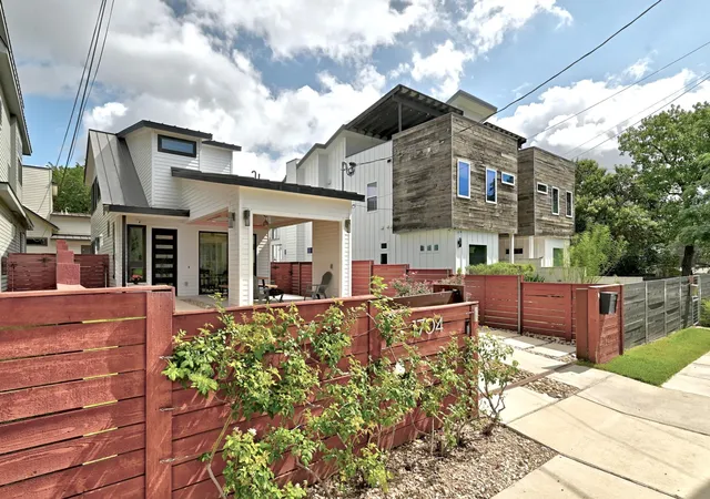 Photo 1 of Single family home for sale at 1704 E 13th Street #B, Austin, TX 78702 | MLS# 4175332 | Listing updated on 2026-08-29