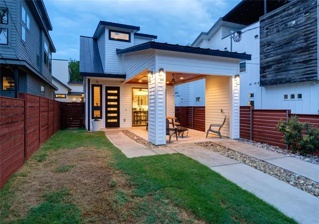 Photo 1 of Single family home for sale at 1704 E 13th Street #B, Austin, TX 78702 | MLS# 4175332 | Listing updated on 2026-09-29