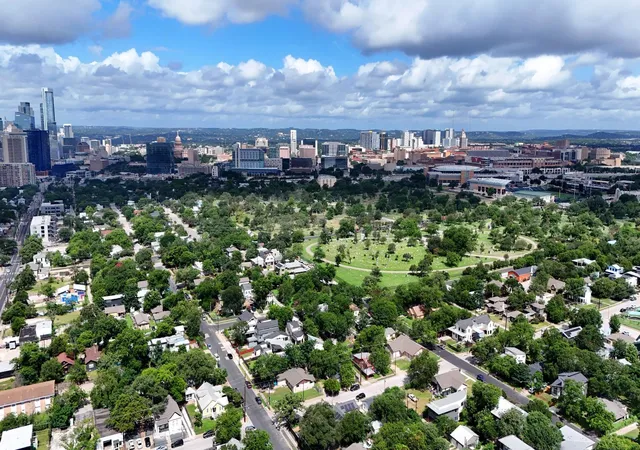 Photo 36 of Single family home for sale at 1704 E 13th Street #B, Austin, TX 78702 | MLS# 4175332 | Listing updated on 2026-08-29