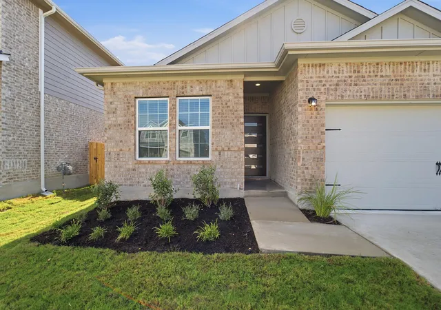 Photo 3 of Single family home for sale at 341 Begonia St, Buda, TX 78610 | MLS# 5273317 | Listing updated on 2026-08-17