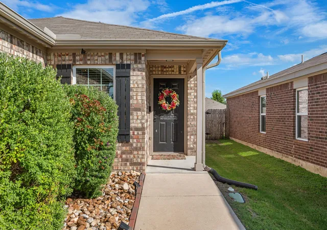 Homes for sale in Liberty Hill, TX | 316 Continential Ave, Liberty Hill, TX 78642 | MLS# 5089688