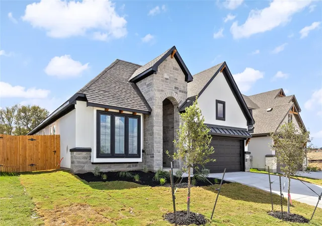 Photo 3 of Single family home for sale at 109 Little Tenina Trl, Cedar Creek, TX 78612 | MLS# 9372985 | Listing updated on 2026-09-28