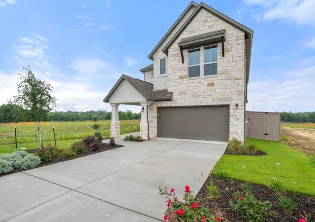 3rd image of 108 Bloomington Loop, Hutto, TX 78634 | MLS# 3735450