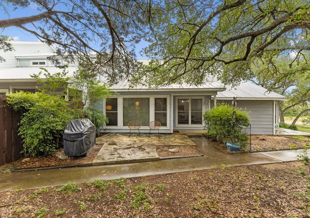 5th image of 19 Deerfield Dr #2, Wimberley, TX 78676 | MLS# 1287610