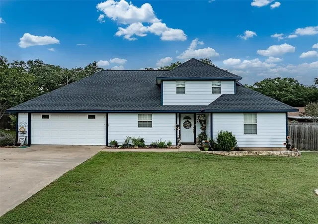 Homes for sale in La Grange, TX | 234 Park Dr, La Grange, TX 78945 | MLS# 4722076