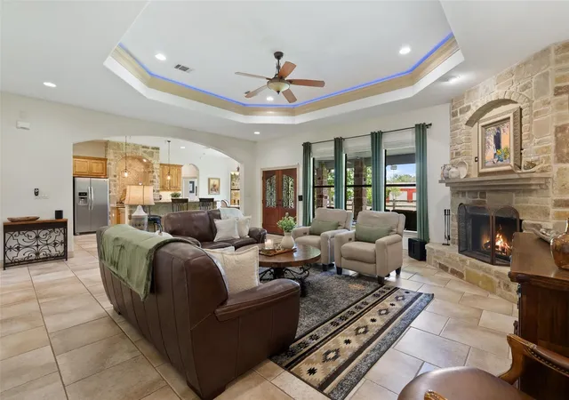 Photo 4 of Single family home for sale at 343 Colorado Dr, Cedar Creek, TX 78612 | MLS# 1687761 | Listing updated on 2026-08-27