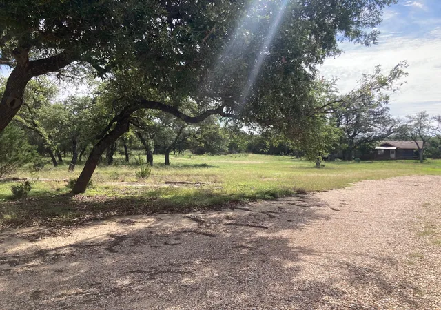 2nd image of 1050 Harmon Hills Rd, Dripping Springs, TX 78620 | MLS# 7485993