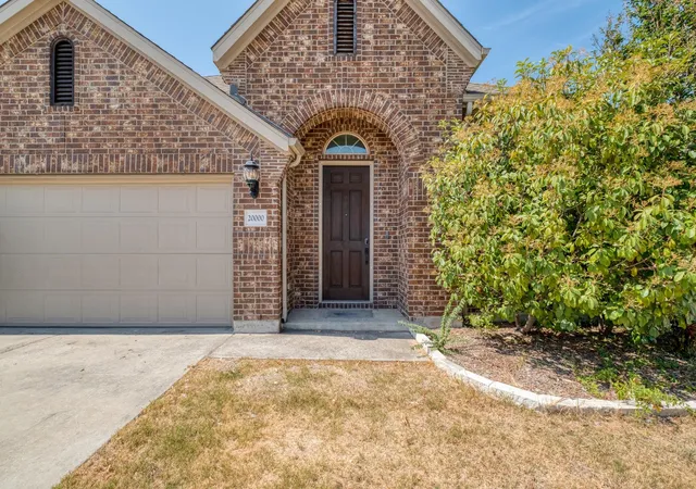Photo 3 of Single family home for sale at 20000 Rhiannon Ln, Pflugerville, TX 78660 | MLS# 3567022 | Listing updated on 2026-09-25