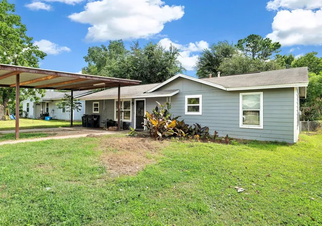 Homes for sale in Rockdale, TX | 720 Dyer St, Rockdale, TX 76567 | MLS# 7475025