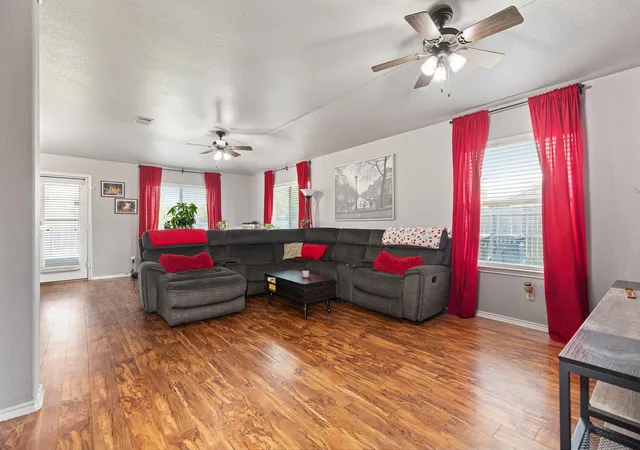 Photo 2 of Single family home for sale at 327 Comal Run, Hutto, TX 78634 | MLS# 4223535 | Listing updated on 2026-08-31