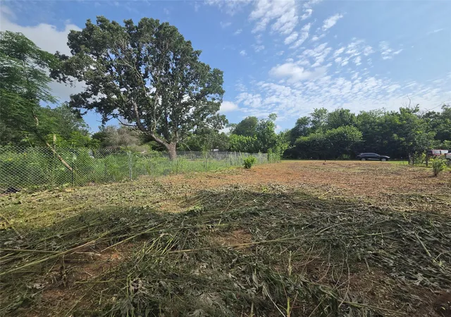 Homes for sale in Elgin, TX | 327 Houston Elgin, Tx 78621 St, Elgin, TX 78621 | MLS# 1101761