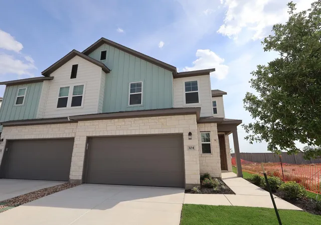 Townhouse for sale at 304 Emerie Way, Georgetown, TX 78626 | MLS# 3741307