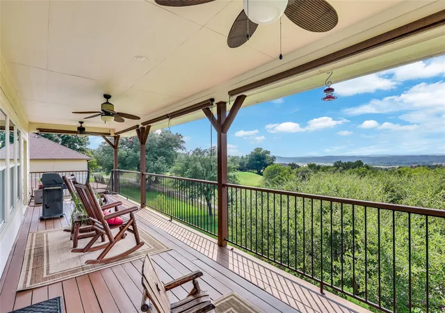 Photo 2 of Single family home for sale at 5200 Arrowhead Dr, Lago Vista, TX 78645 | MLS# 2318982 | Listing updated on 2026-08-05