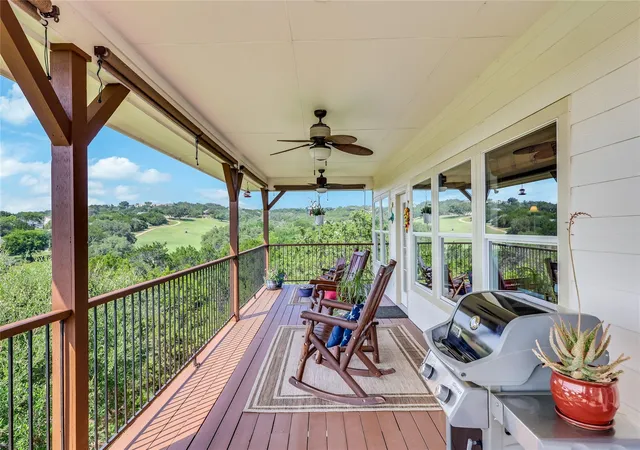 Photo 3 of Single family home for sale at 5200 Arrowhead Dr, Lago Vista, TX 78645 | MLS# 2318982 | Listing updated on 2026-08-05