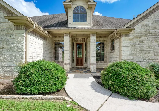 Photo 3 of Single family home for sale at 1238 Little Bear Rd, Buda, TX 78610 | MLS# 3269911 | Listing updated on 2026-08-28