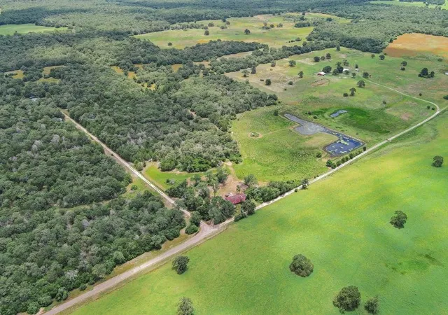 Homes for sale in Lexington, TX | 1910 E County Road 415, Lexington, TX 78947 | MLS# 1957061