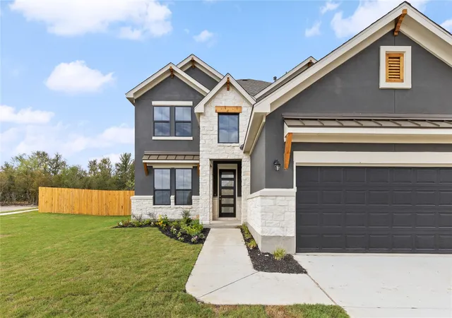 Photo 3 of Single family home for sale at 105 Little Tenina Trl, Cedar Creek, TX 78612 | MLS# 1673296 | Listing updated on 2026-10-16
