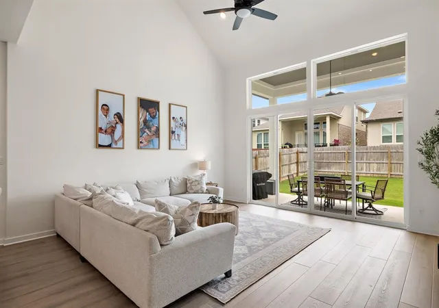 Photo 4 of Single family home for sale at 1212 Frances Peyton Ct, Leander, TX 78641 | MLS# 3061741 | Listing updated on 2026-09-23