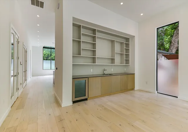 Photo 3 of Single family home for sale at 4515 And 4517 Ave D, Austin, TX 78751 | MLS# 2285413 | Listing updated on 2026-08-23