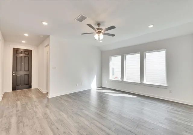 Photo 3 of Single family home for sale at 313 Brandywine Rd, Hutto, TX 78634 | MLS# 7837221 | Listing updated on 2026-10-11
