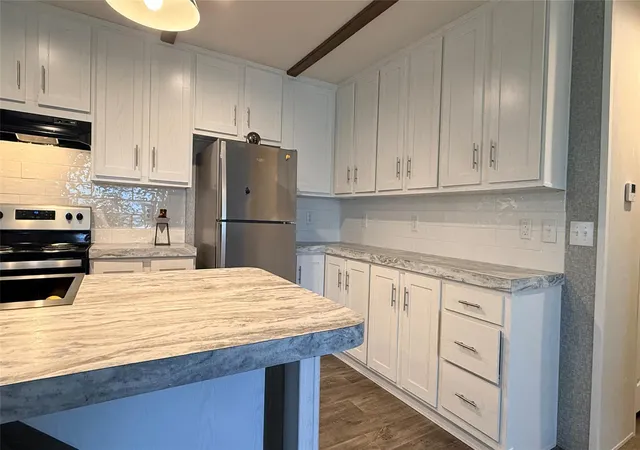 Photo 3 of Manufactured home for sale at 1338 Wheatgrass Rd, Salado, TX 76571 | MLS# 1916787 | Listing updated on 2026-08-25